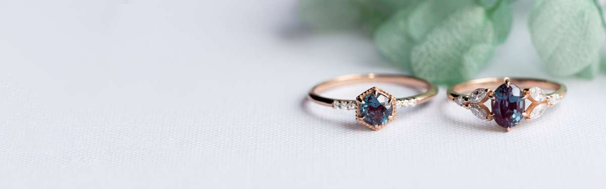 El anillo de compromiso es un símbolo del amor.