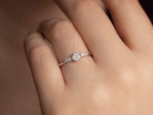 Aura Round Cut Engagement Ring