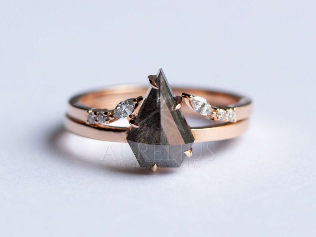 alargado escudo sal y pimienta diamante conjunto de anillos