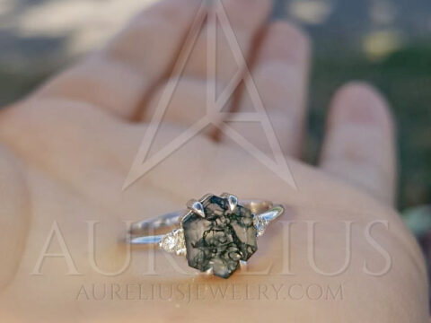 anillo de compromiso con piedra preciosa de ágata de musgo