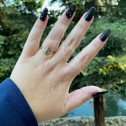 V-Shaped Kite Salt and Pepper Diamond Engagement Ring Set with Open Marquise Diamond Wedding Band photo review