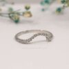 curvo diamante pave apilado anillo