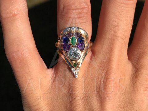 Snubní chevronový prstýnek s markýzovými diamanty