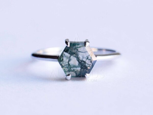 Engagement Rings - Aurelius Jewelry