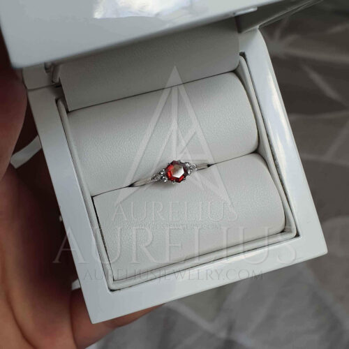 Sechseck Granat und Diamant Verlobungsring photo review