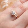 hexágono moissanita abierto anillo de diamantes de boda conjunto en el dedo