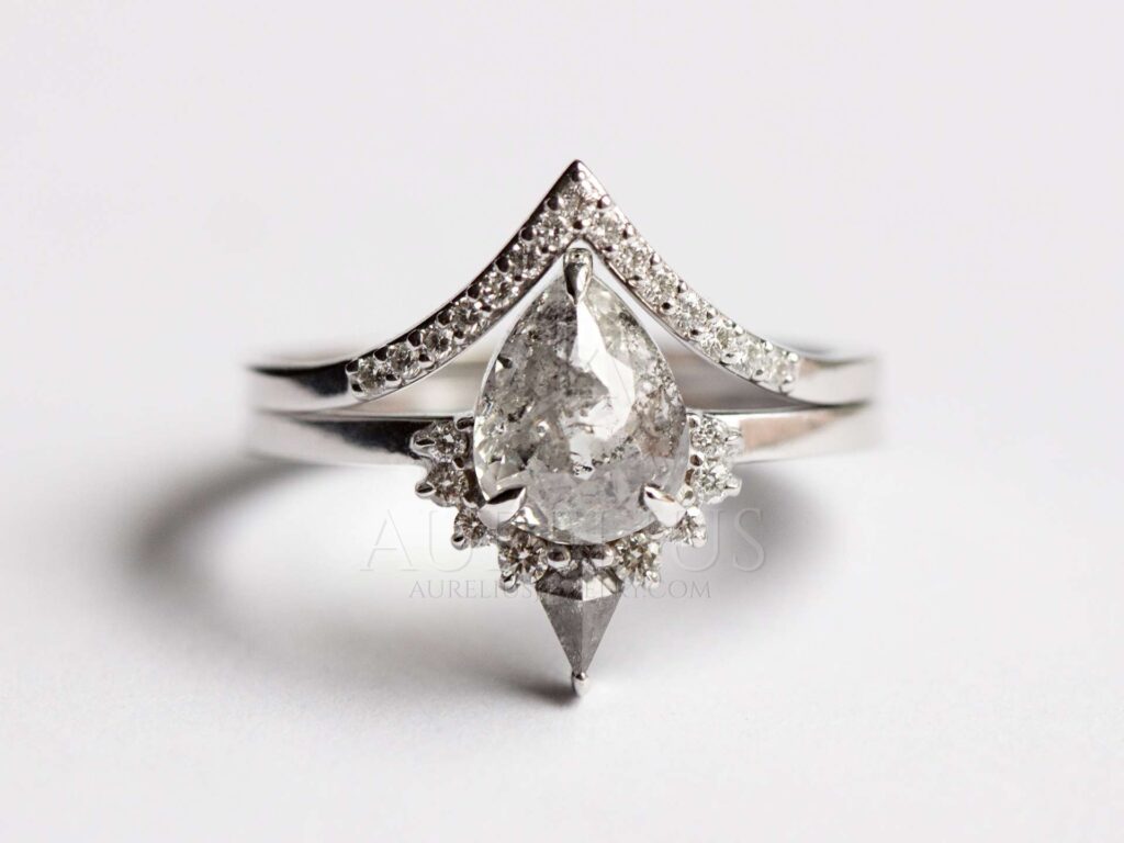 hruškový sůl a pepř diamant svatební prsten sada
