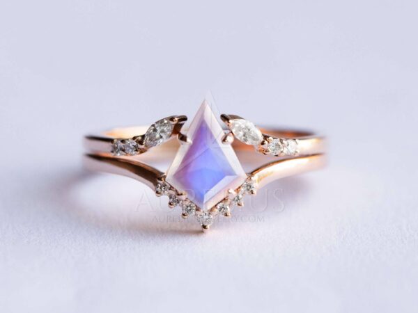 Engagement Rings - Aurelius Jewelry