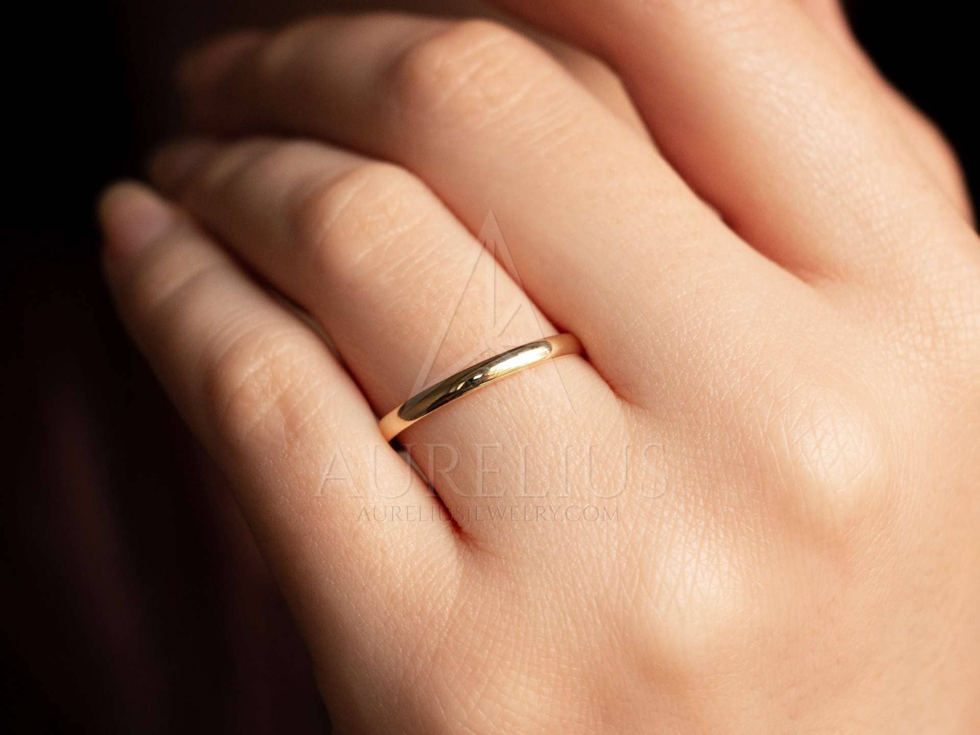 14 K SOLID Gold TRADITIONAL BAND OR STACKING RING HANDMADE IN U.S. 2.50 MM 