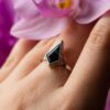negro piedra preciosa anillo de compromiso