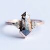 protáhlý šestiúhelník sůl a pepř diamant prsten