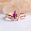 Rosa diamante conjunto de anillos de compromiso