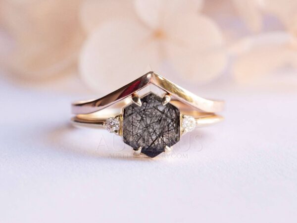 Engagement Rings - Aurelius Jewelry