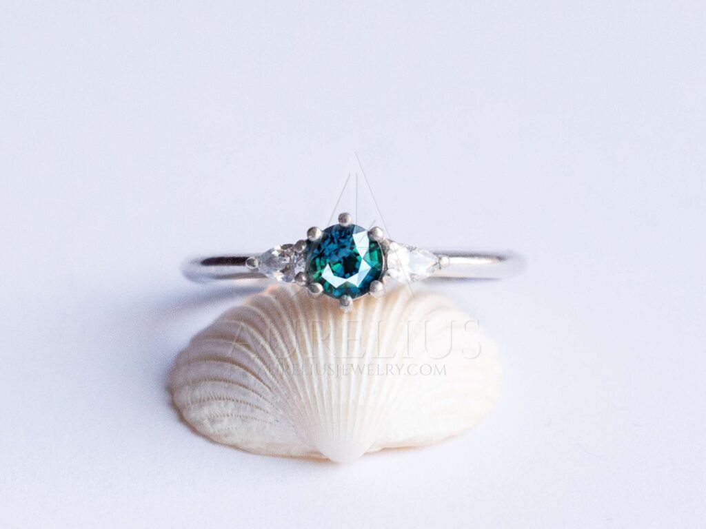 ronda verde azulado zafiro anillo