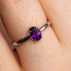 simple solitaire purple oval amethyst