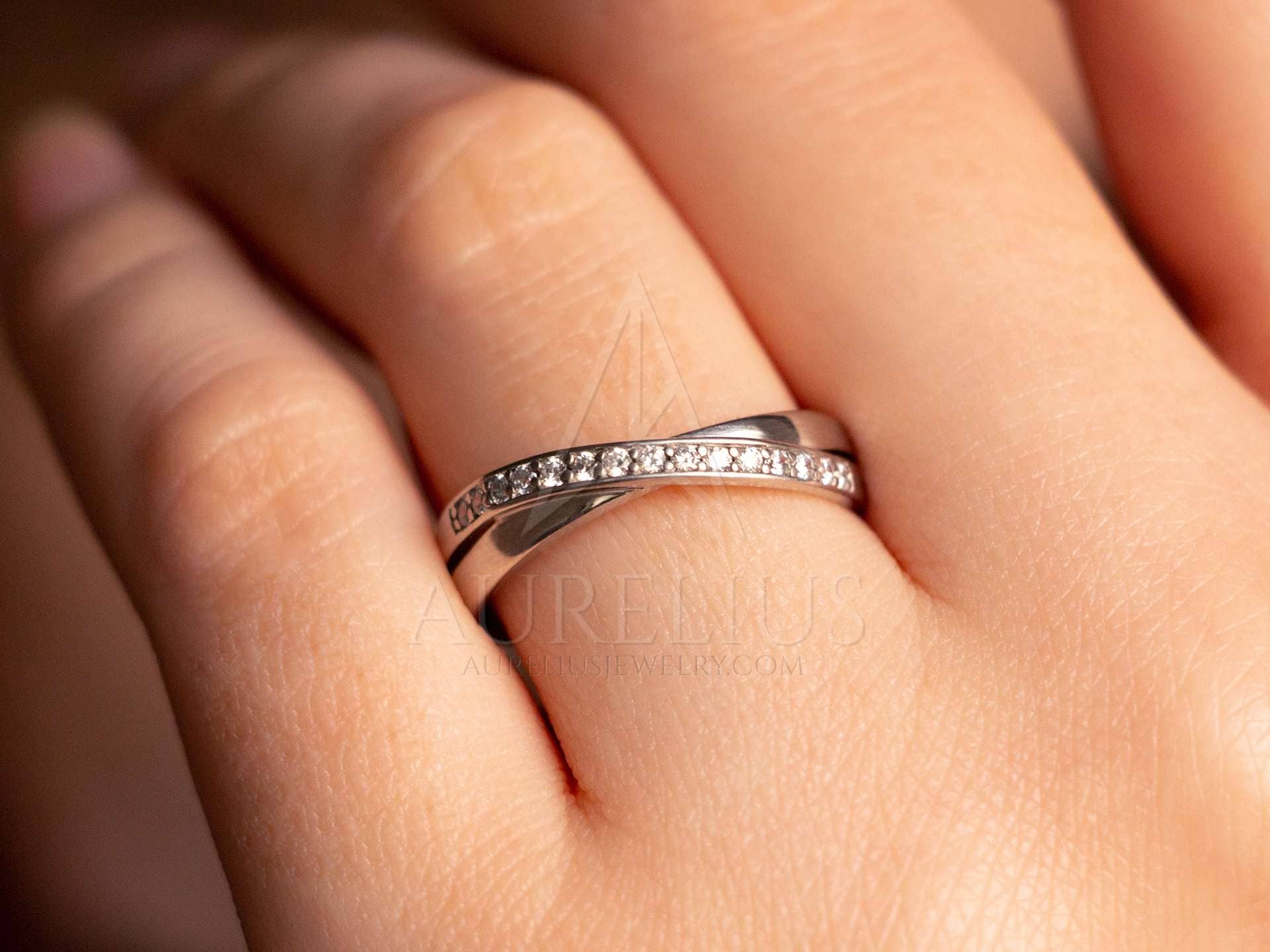 21 Twisted Engagement Rings That Stand Out on Your Hand